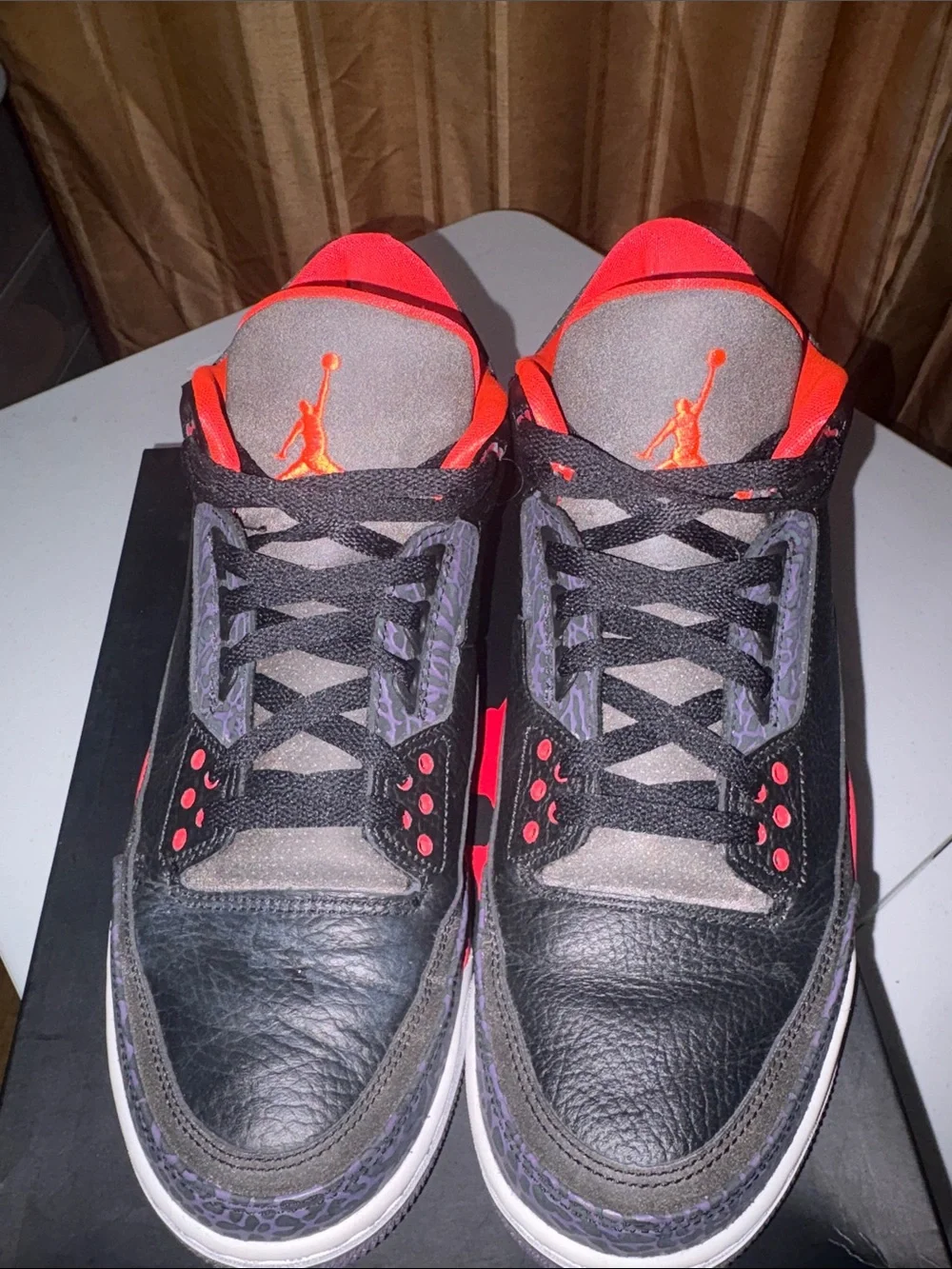 Jordan 3 Retro Men’s Sneakers - Black/Red/Grey